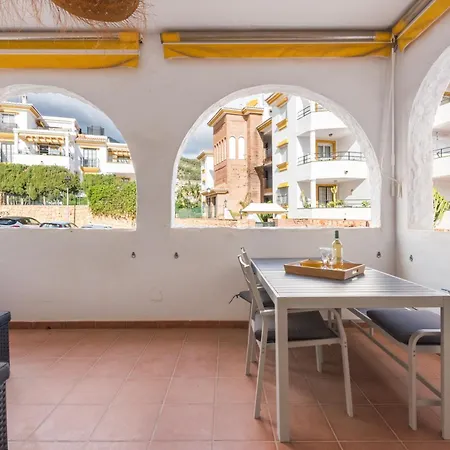 Apartment Tio Charles De June - Charming 2 Bedroom
